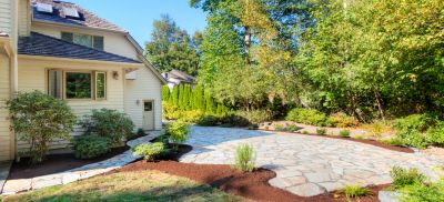 Enhance the Appearance of Your Flagstone Patio!
